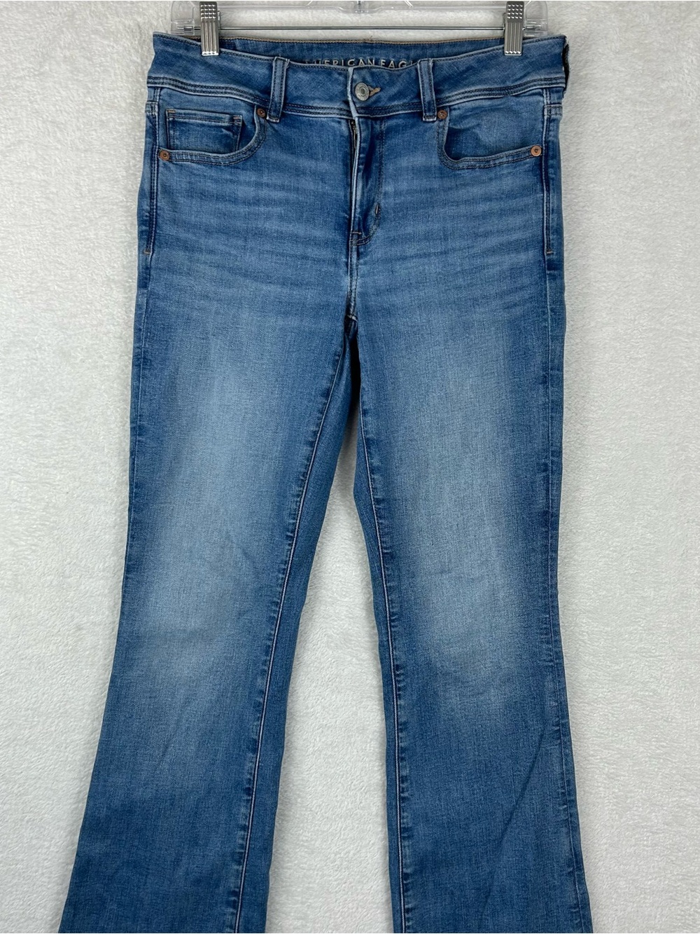 American Eagle Outfitters Women's Blue kick boot Jeans size 6